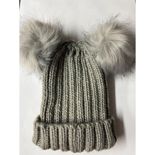 Chunky knitted bobble hat